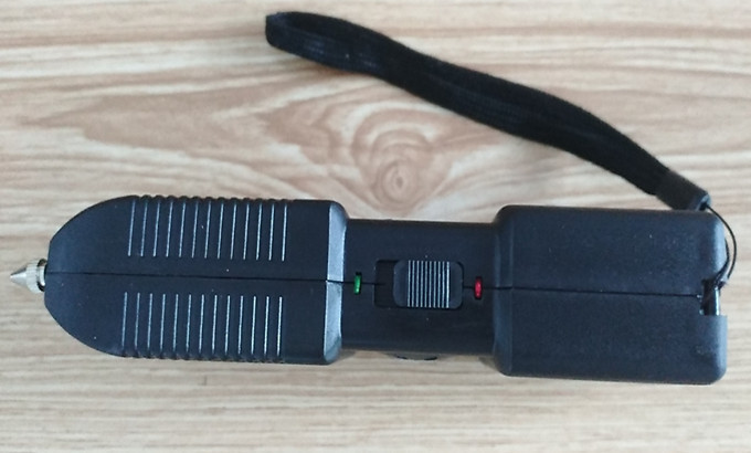 TW-10型報警照明高壓電擊器